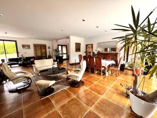Maison en vente à Brest, Bretagne, 690000€