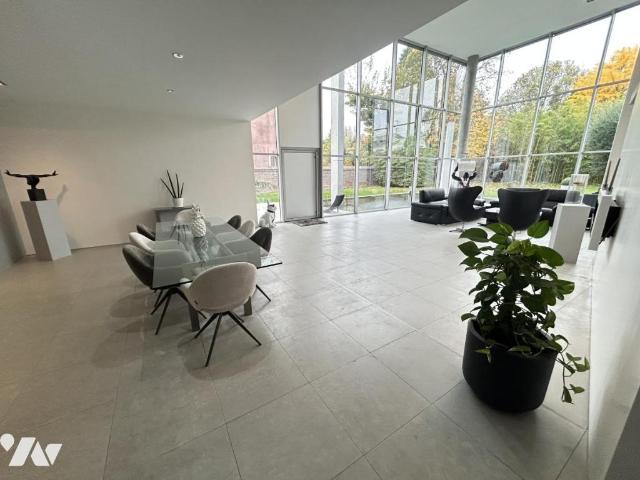 Maison en vente à Cambrai, Hauts de France, 670000€