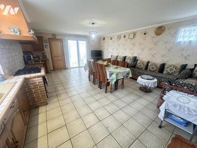 Maison en vente à Cambrai, Hauts de France, 160000€