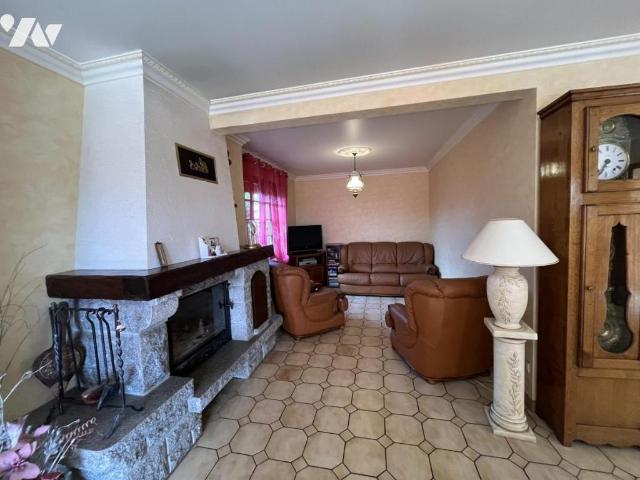 Maison en vente à Caro, Bretagne, 213520€