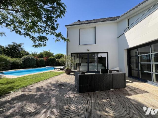 Maison en vente à Carquefou, Pays de la Loire, 806200€