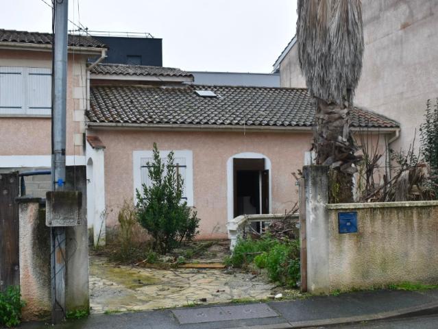 Maison en vente à Cenon, Nouvelle Aquitaine, €