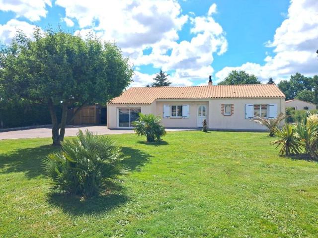 Maison en vente à Château Guibert, Pays de la Loire, 239000€