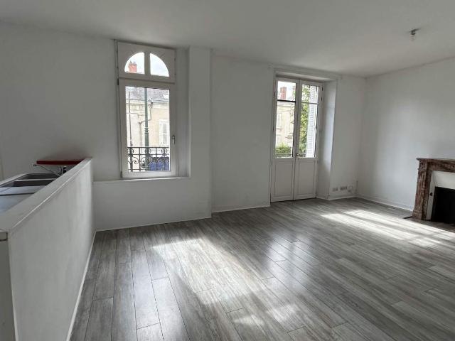 Maison en vente à Château Gontier sur Mayenne, Pays de la Loire, 270800€