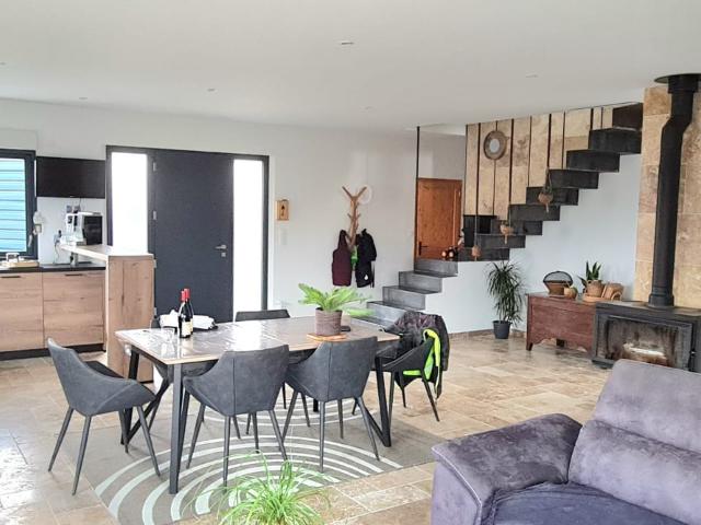 Maison en vente à Château Gontier sur Mayenne, Pays de la Loire, 350000€