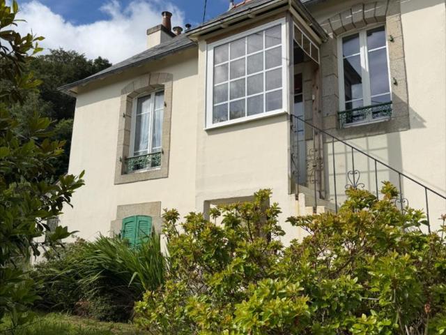 Maison en vente à Châteaulin, Bretagne, 183750€