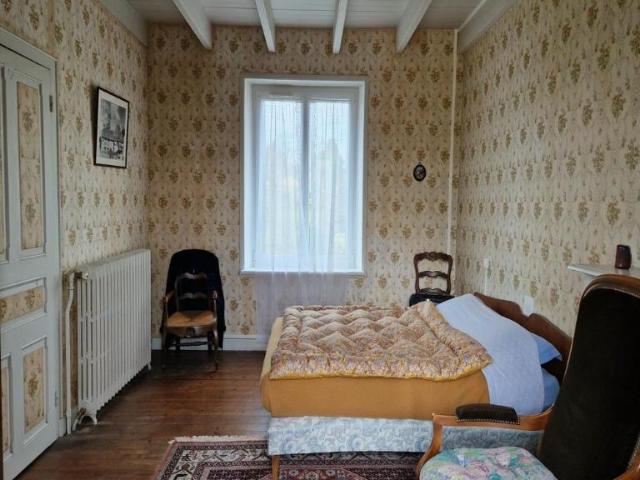 Maison en vente à Châteauneuf du Faou, Bretagne, 163240€