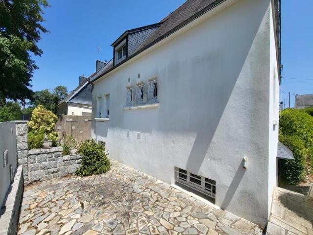 Maison en vente à Châteauneuf du Faou, Bretagne, 164300€