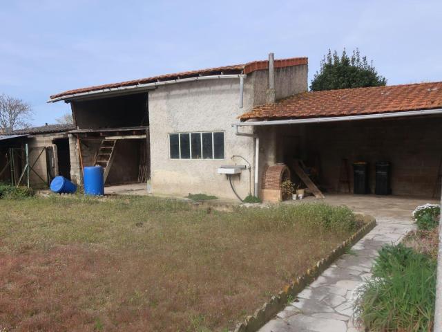 Maison en vente à Châtellerault, Nouvelle Aquitaine, 72000€
