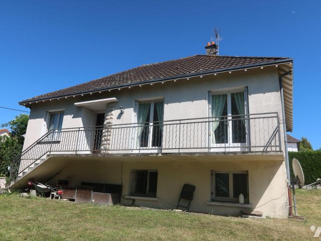 Maison en vente à Châtellerault, Nouvelle Aquitaine, 151900€