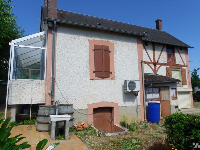 Maison en vente à Châtillon Coligny, Centre Val de Loire, 75590€