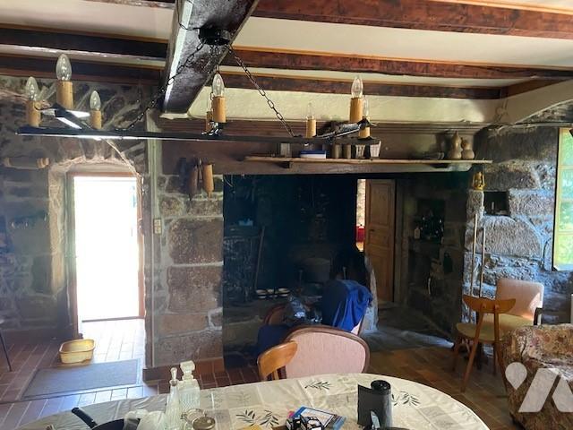 Maison en vente à Chalencon, Auvergne Rhône Alpes, 197600€
