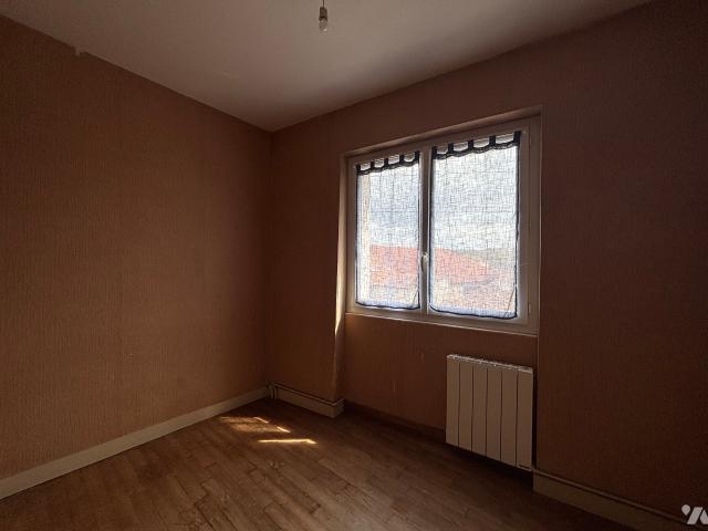 Maison en vente à Champniers, Nouvelle Aquitaine, 81000€