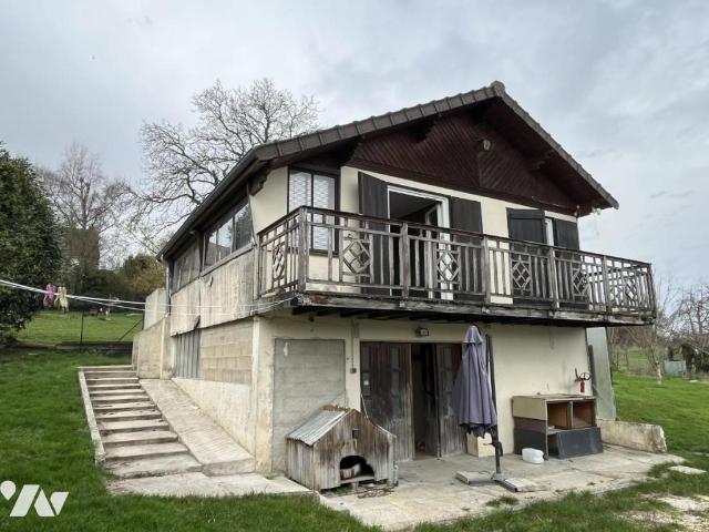 Maison en vente à Champvoisy, Grand Est, 84800€