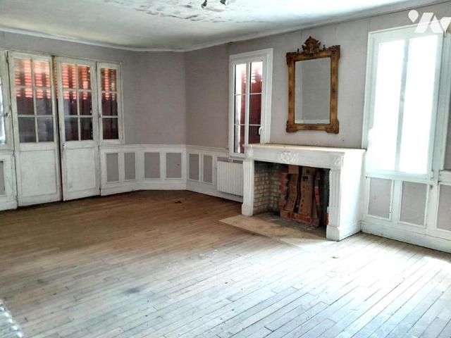 Maison en vente à Chevilly, Centre Val de Loire, 157800€