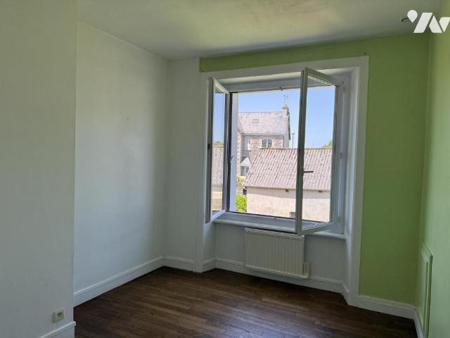Maison en vente à Chèze, Bretagne, 105520€