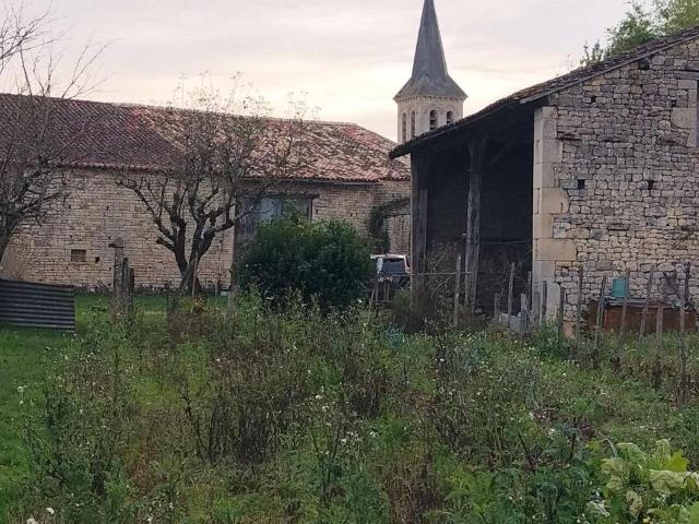 Maison en vente à Chenay, Nouvelle Aquitaine, 87500€