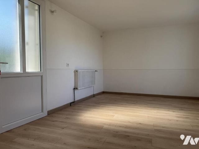 Maison en vente à Chinon, Centre Val de Loire, 135000€