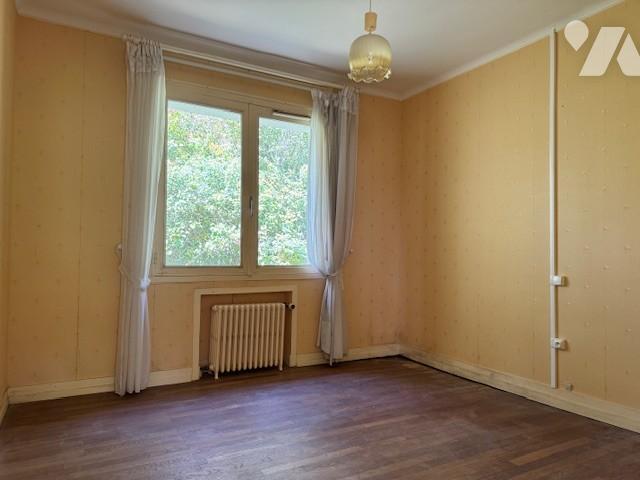 Maison en vente à Chinon, Centre Val de Loire, 180000€
