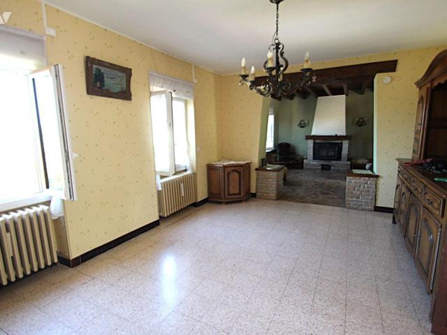 Maison en vente à Cormatin, Bourgogne Franche Comté, 170000€