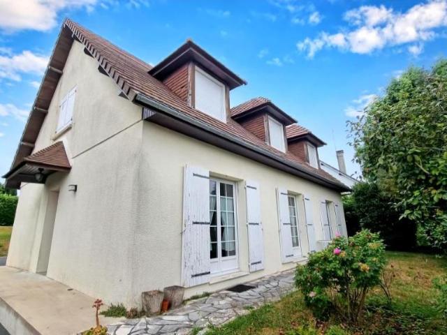 Maison en vente à Coutances, Normandie, 220080€