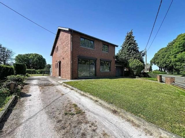 Maison en Vente à Couvin