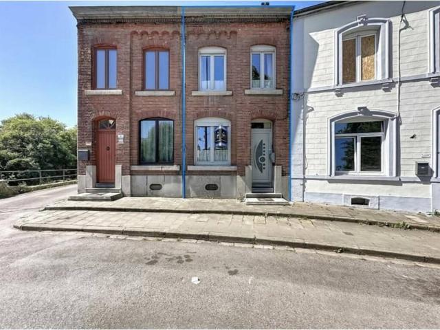 Maison en Vente à Couvin