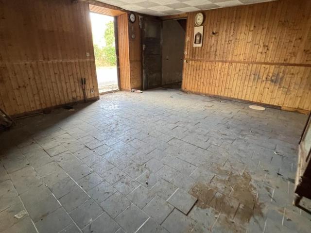 Maison en vente à Courcy, Normandie, 69960€