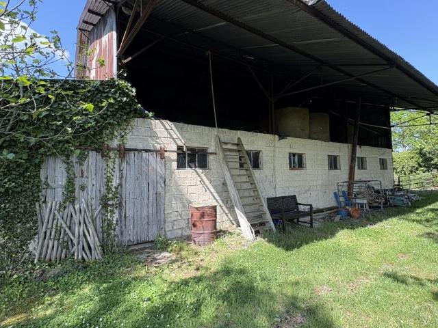 Maison en vente à Courtonne les Deux Églises, Normandie, 430500€