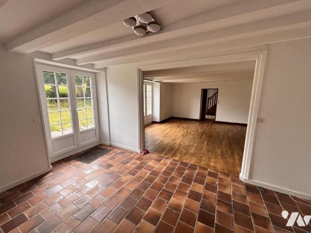 Maison en vente à Creully sur Seulles, Normandie, 374000€