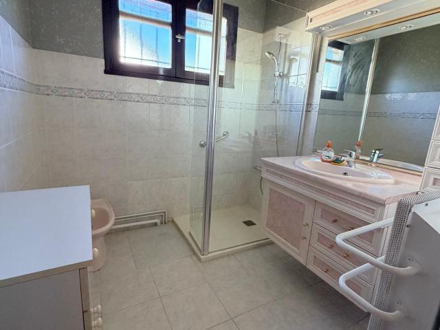 Maison en vente à Creuzier le Vieux, Auvergne Rhône Alpes, 180000€