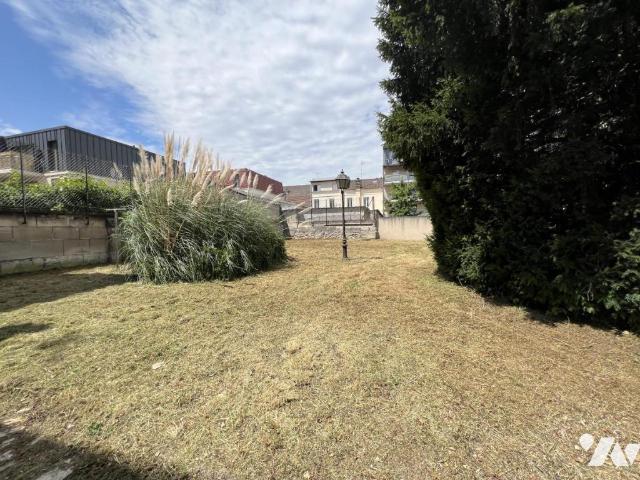 Maison en vente à Creil, Hauts de France, 294000€