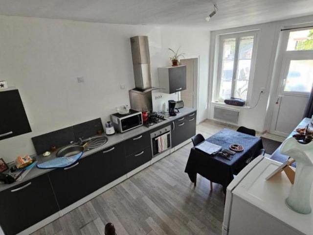 Maison en vente à Danzé, Centre Val de Loire, 94400€