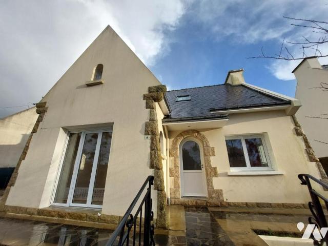 Maison en vente à Dinan, Bretagne, 300000€