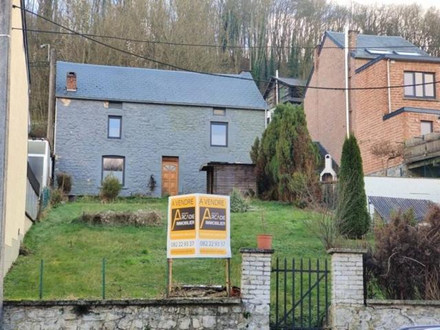 Maison en Vente à Dinant
