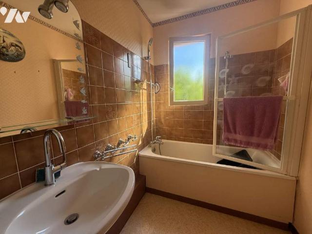 Maison en vente à Dijon, Bourgogne Franche Comté, 220000€