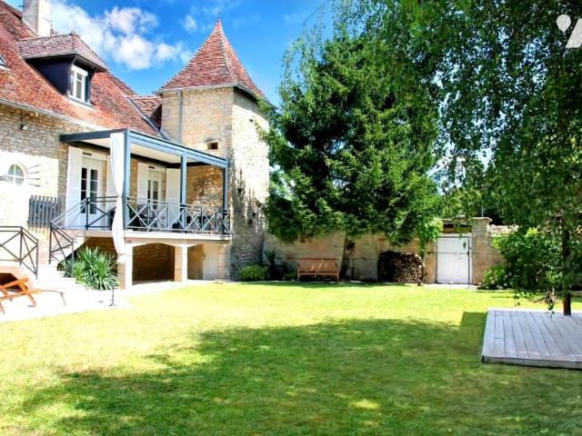 Maison en vente à Domblans, Bourgogne Franche Comté, 765000€