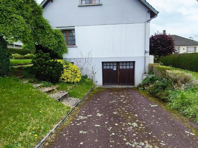 Maison en vente à Domfront en Poiraie, Normandie, 131500€