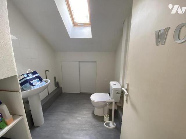 Maison en vente à Dommartin, Bourgogne Franche Comté, 320000€