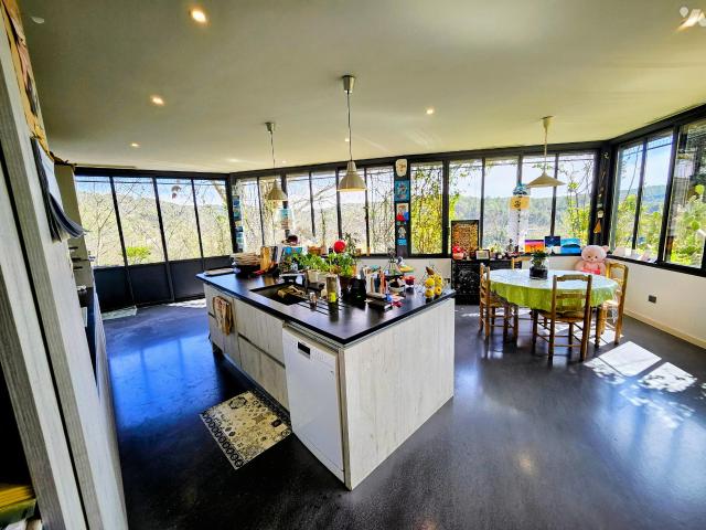 Maison en vente à Entrecasteaux, Provence Alpes Côte d'Azur, 1000 €