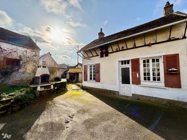 Maison en vente à Esmans, Île de France, 367500€