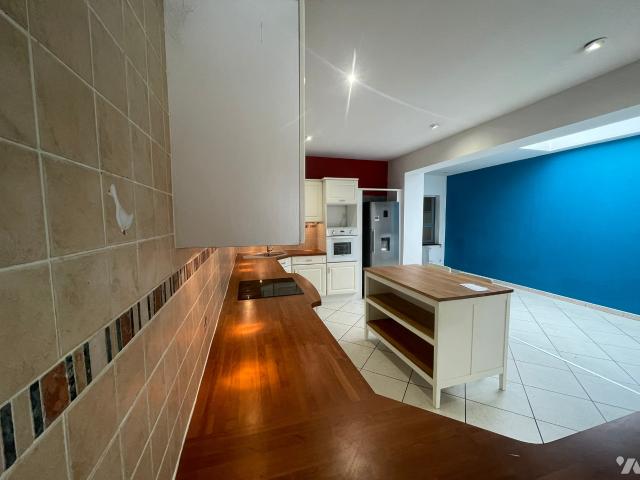 Maison en vente à Estaires, Hauts de France, 222600€