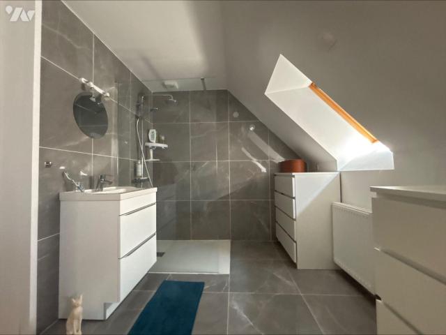 Maison en vente à Estaires, Hauts de France, 372500€