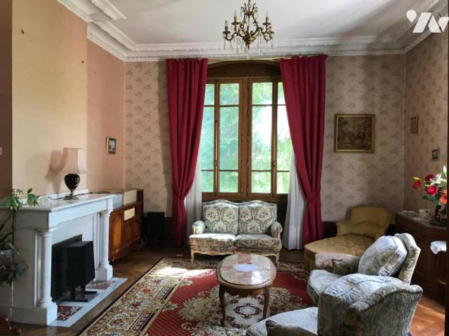 Maison en vente à Esténos, Occitanie, 449400€