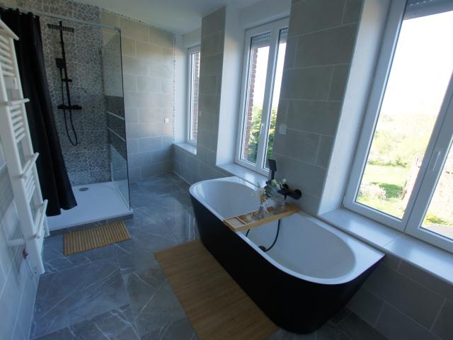 Maison en vente à Étrœungt, Hauts de France, 126500€