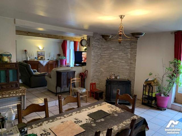 Maison en vente à Étreux, Hauts de France, 106500€