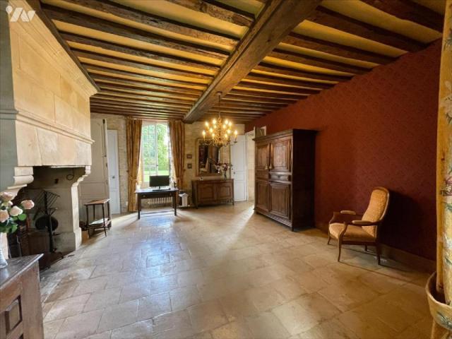 Maison en vente à Falaise, Normandie, 691895€