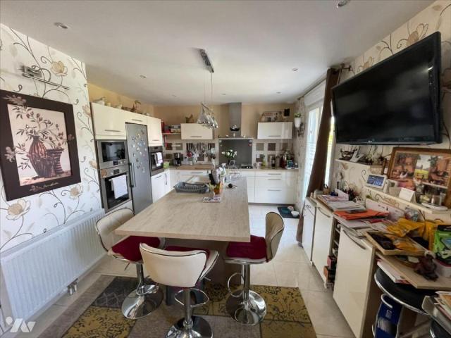 Maison en vente à Falaise, Normandie, 313679€