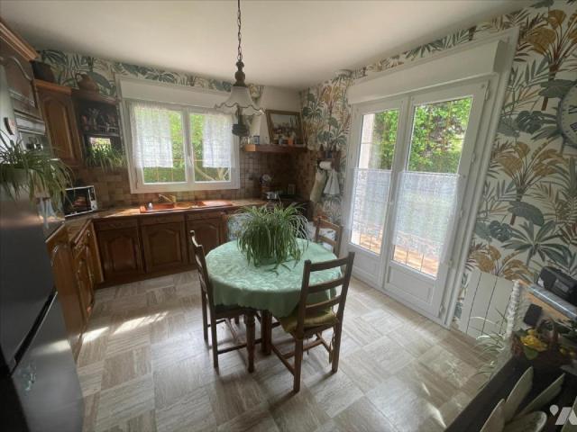 Maison en vente à Falaise, Normandie, 323980€