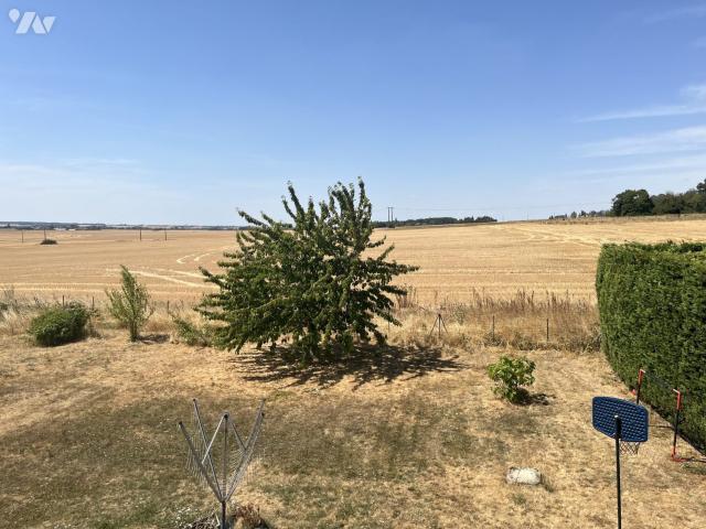 Maison en vente à Favières, Centre Val de Loire, 229900€